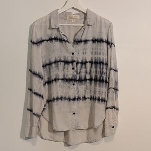 ANTHROPOLOGIE cloth & stone button up shirt - size large